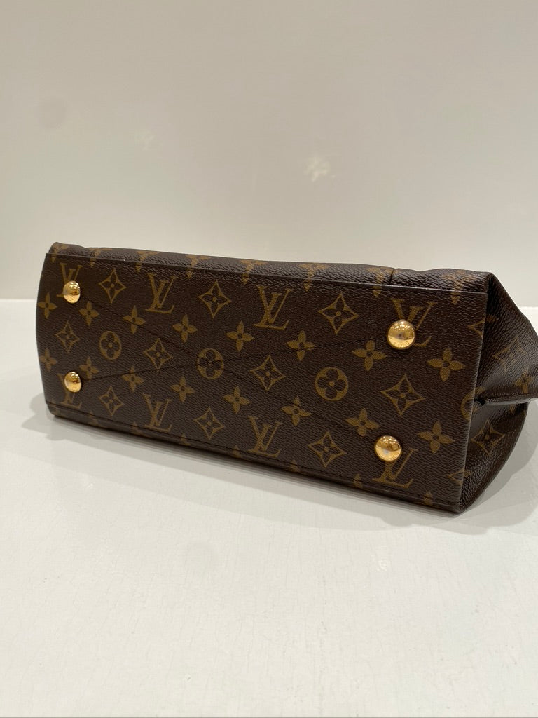 Louis Vuitton Metis Hobo Taske