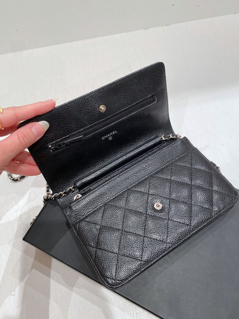 Chanel Wallet On Chain - Caviar Med Sølvhardware - (Nypris 25.040 kr)
