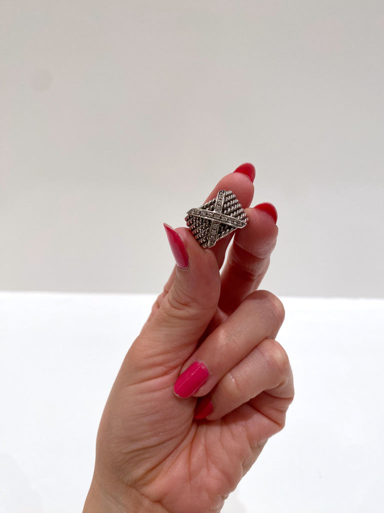 Halberstadt - Ring i 18 KARAT HVIDGULD MED DIAMANTER - (Samlet Vægt 0,25 CT. Wesselton VVS.)