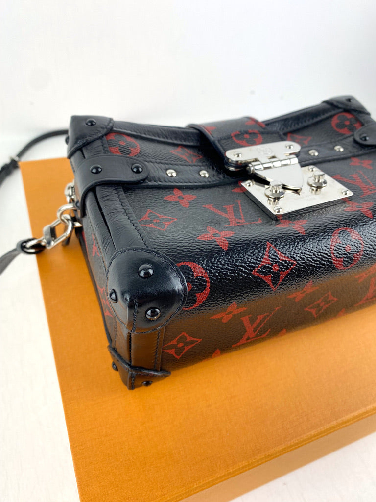 Louis Vuitton Petit Malle Soft MM Monogram Rouge - Limited Edition. (Nypris nu ca 39.000 kr)