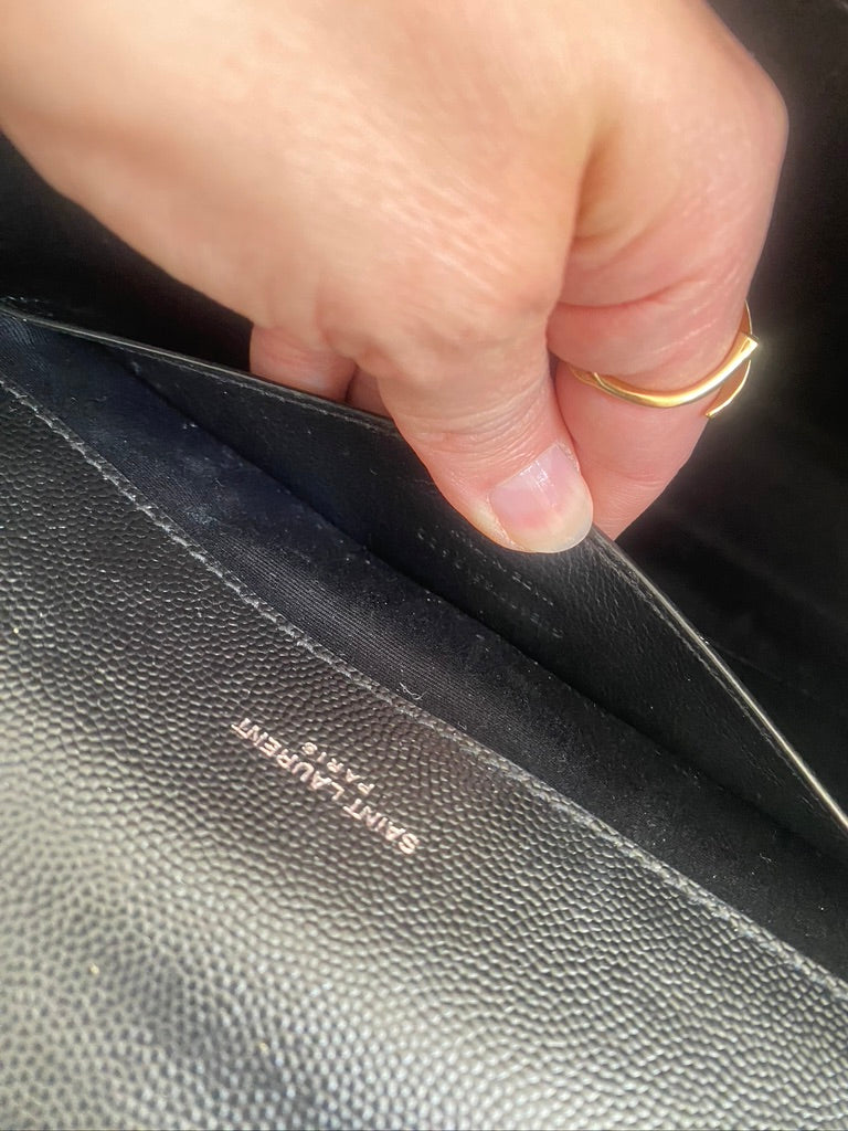 Saint Laurent Envelope Medium Schoulder Bag/Taske - (Nypris ca 17.500 kr/ 2.250 Euro)