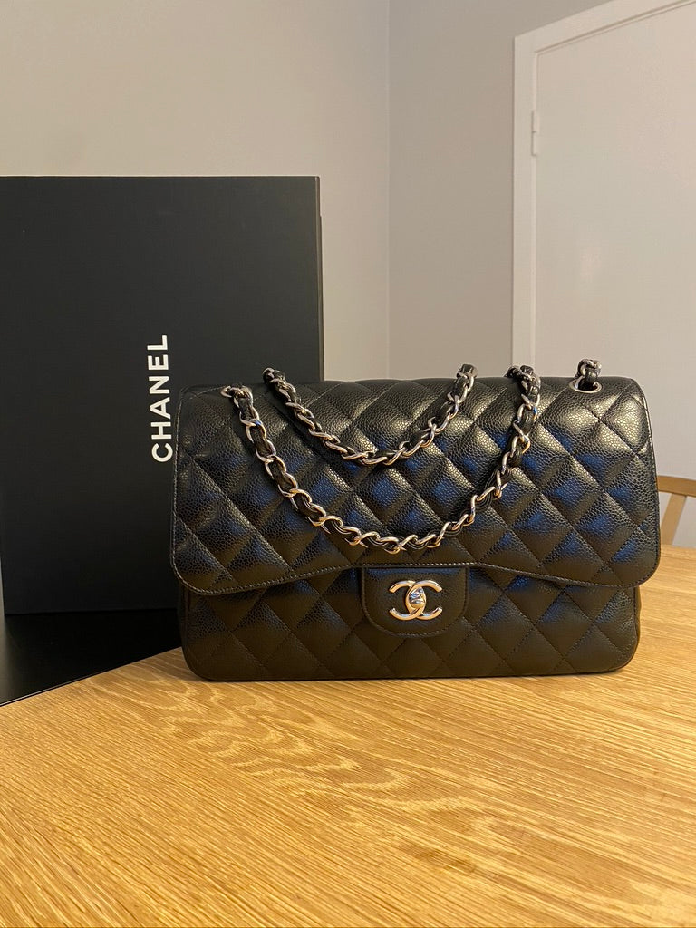 Chanel Classic Large Flap - (Nypris 86.830 kr)