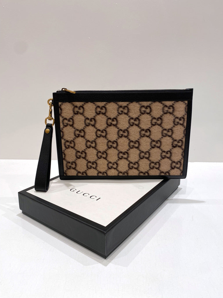 Gucci Clutch Monogram