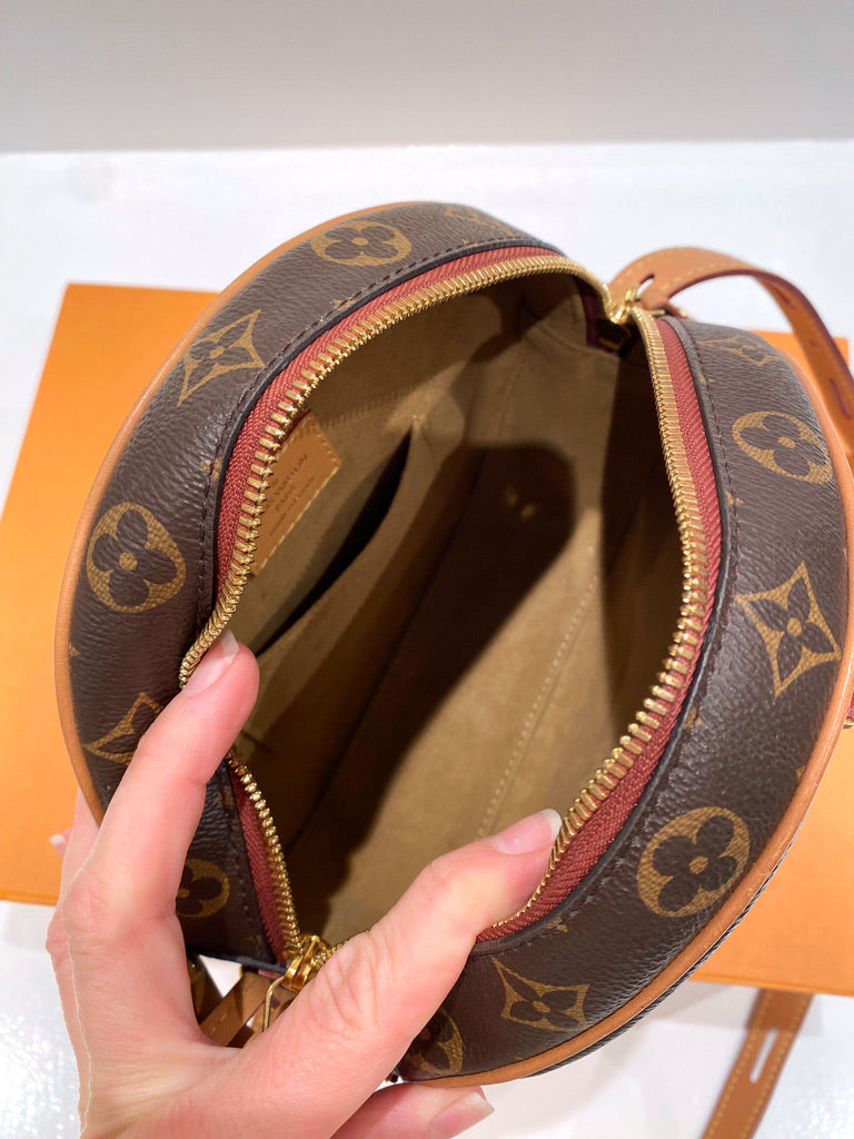 Louis Vuitton Monogram Boite Chapeau Taske