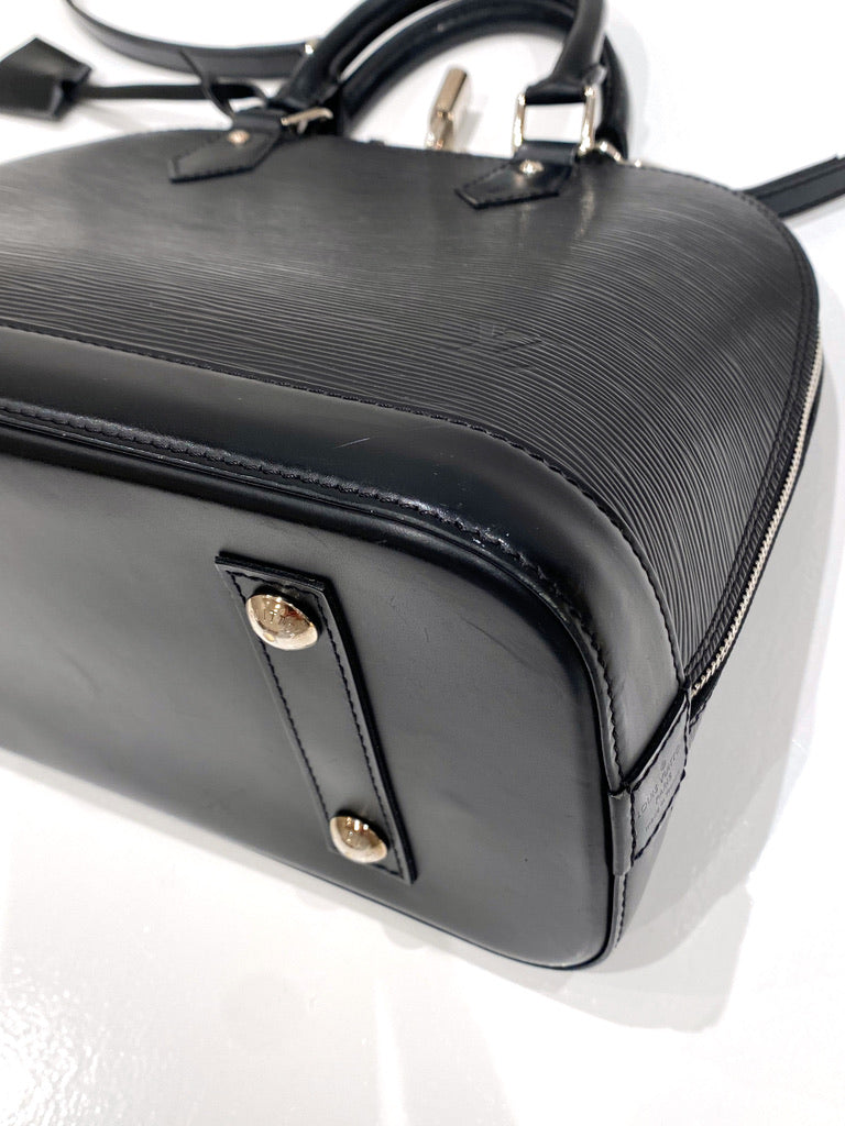 Louis Vuitton Alma Epi Noir - (Nypris ca 14.000 kr)