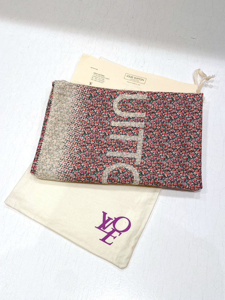 Louis Vuitton Liberty Tørklæde - Fra Love kollektionen - Sjældent udbudt!
