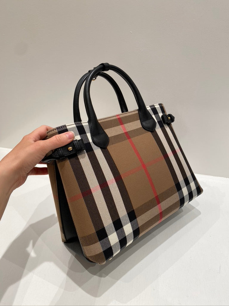 Burberry Banner Bag/Taske