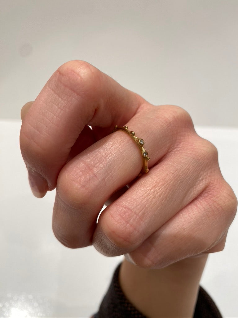 Ole Lynggaard Nature Ring - 18 Karat Guld Med Diamanter - (Nypris 14.900 kr)