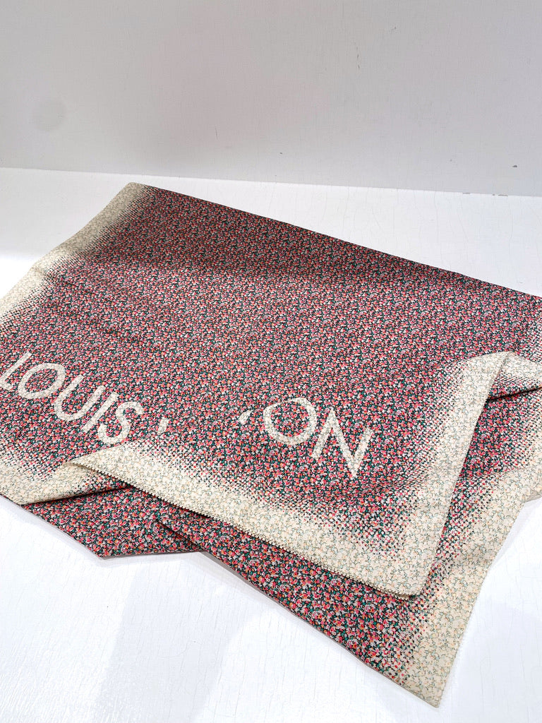 Louis Vuitton Liberty Tørklæde - Fra Love kollektionen - Sjældent udbudt!
