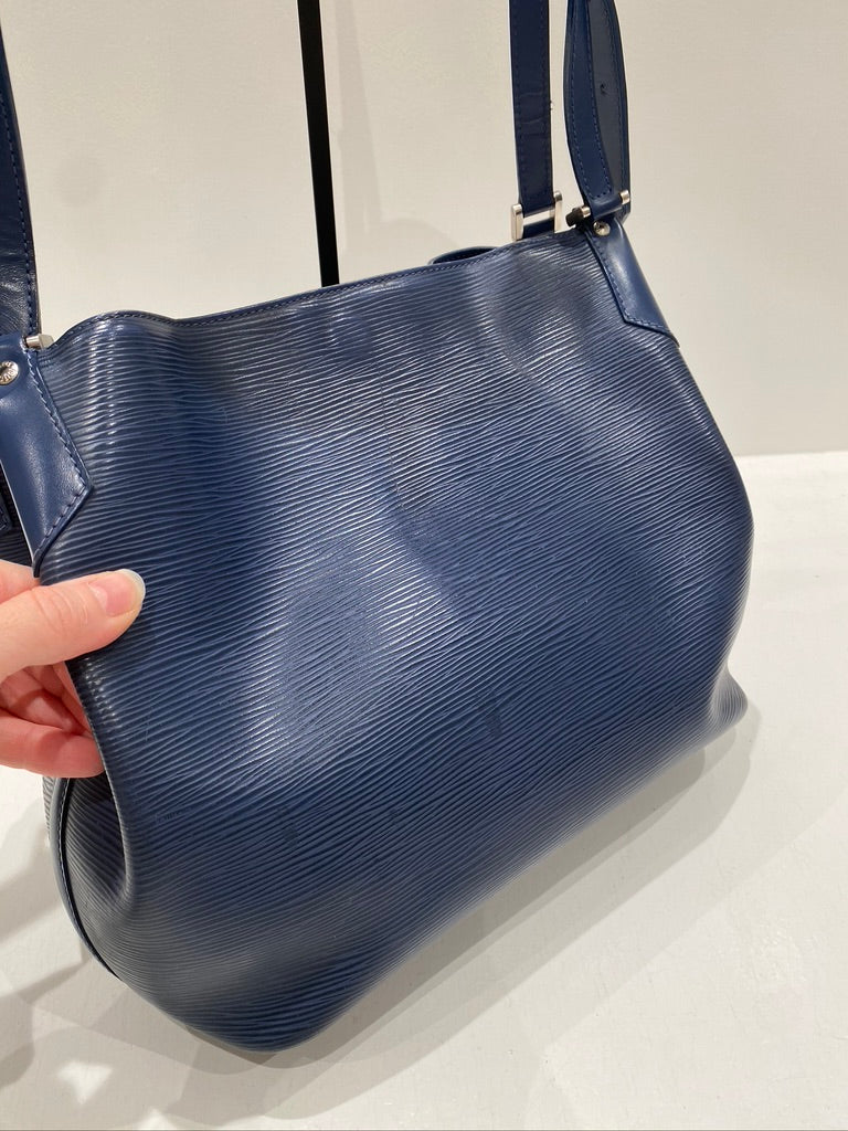 Louis Vuitton Epi Taske + GRATIS PUNG