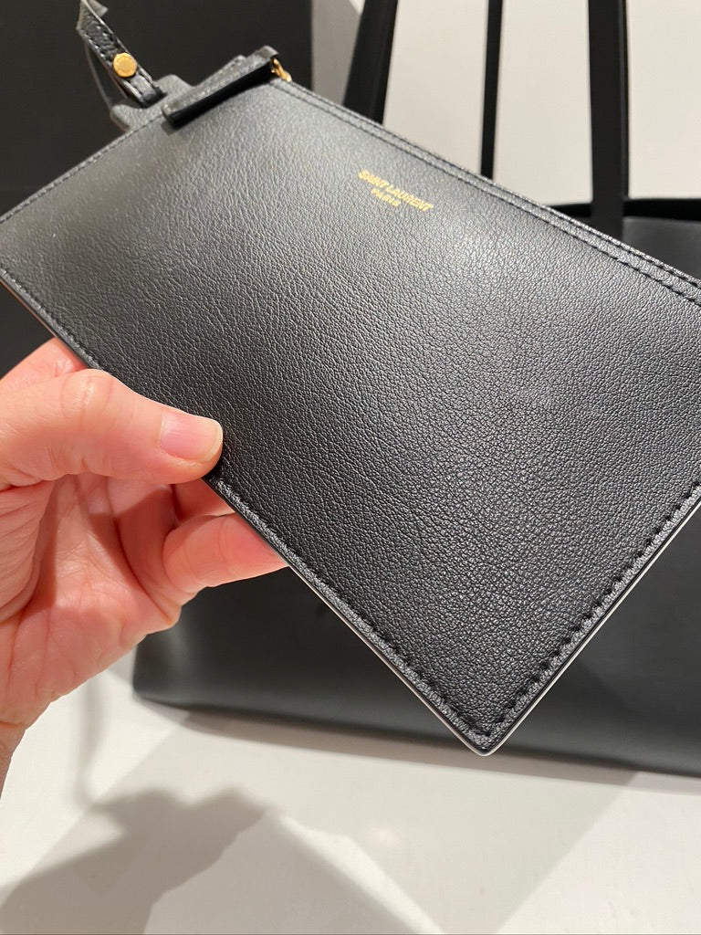 Saint Laurent East/West Shopping Tote i sort læder - (Nypris 1250 Euro/ca 9.340kr)