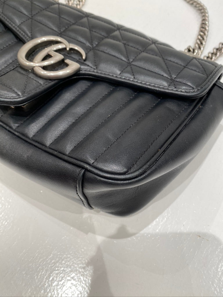 Gucci Marmont Medium Taske - (Nypris ca 17.450 kr)