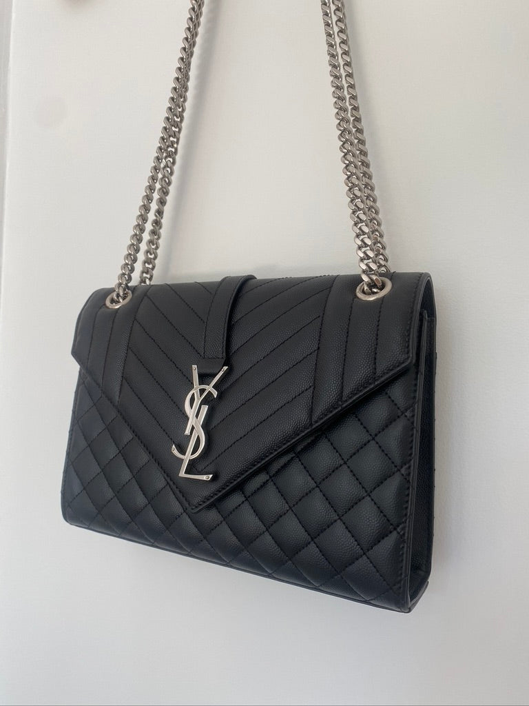 Saint Laurent Envelope Medium Schoulder Bag/Taske - (Nypris ca 17.500 kr/ 2.250 Euro)