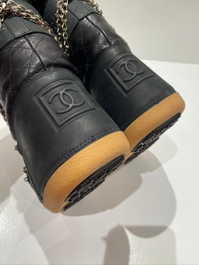 Chanel Moon Boots/Snow Boots - Str 35-37 - (Nypris ca 10-15.0000 kr for lignende støvler)