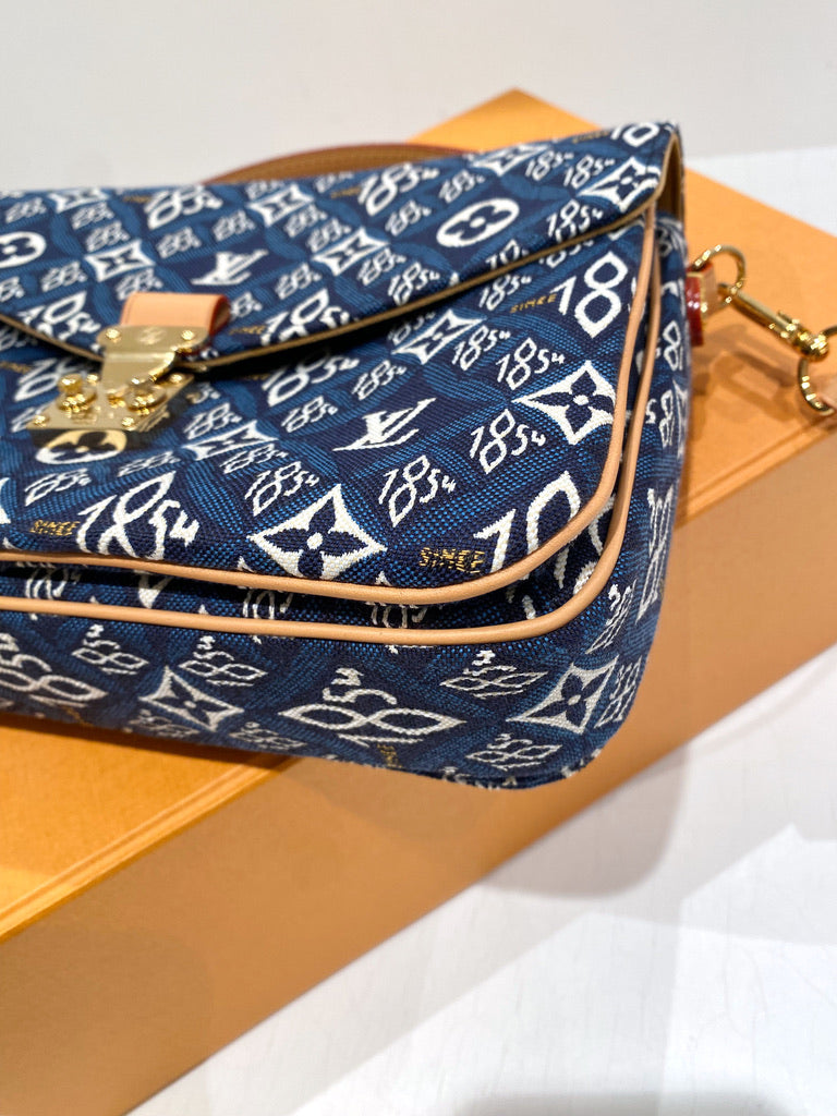 Louis Vuitton Pochette Metis 1854 - Nypris 16.700 kr