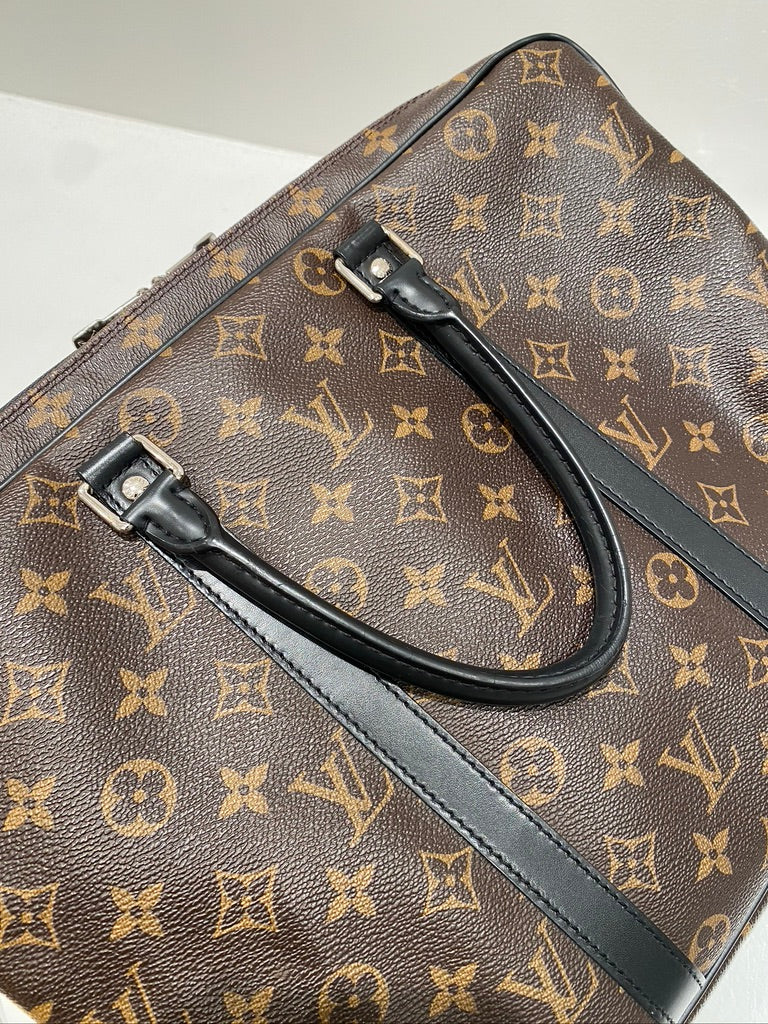 Louis Vuitton Monogram Porte-Documents/ Klassisk Arbejdstaske - (Nypris ca 17.600 kr)