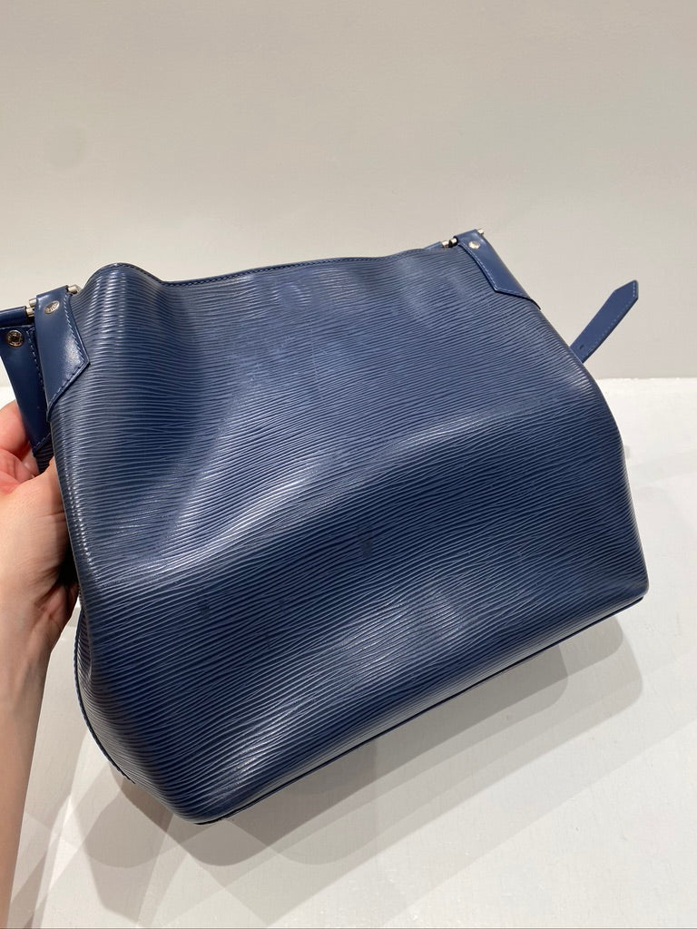 Louis Vuitton Epi Taske + GRATIS PUNG