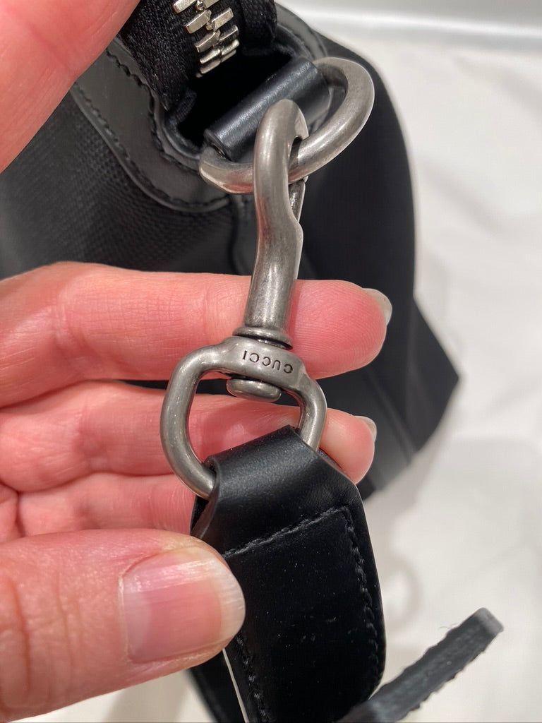 Gucci Taske - Sort Med klassisk Gucci Stribe