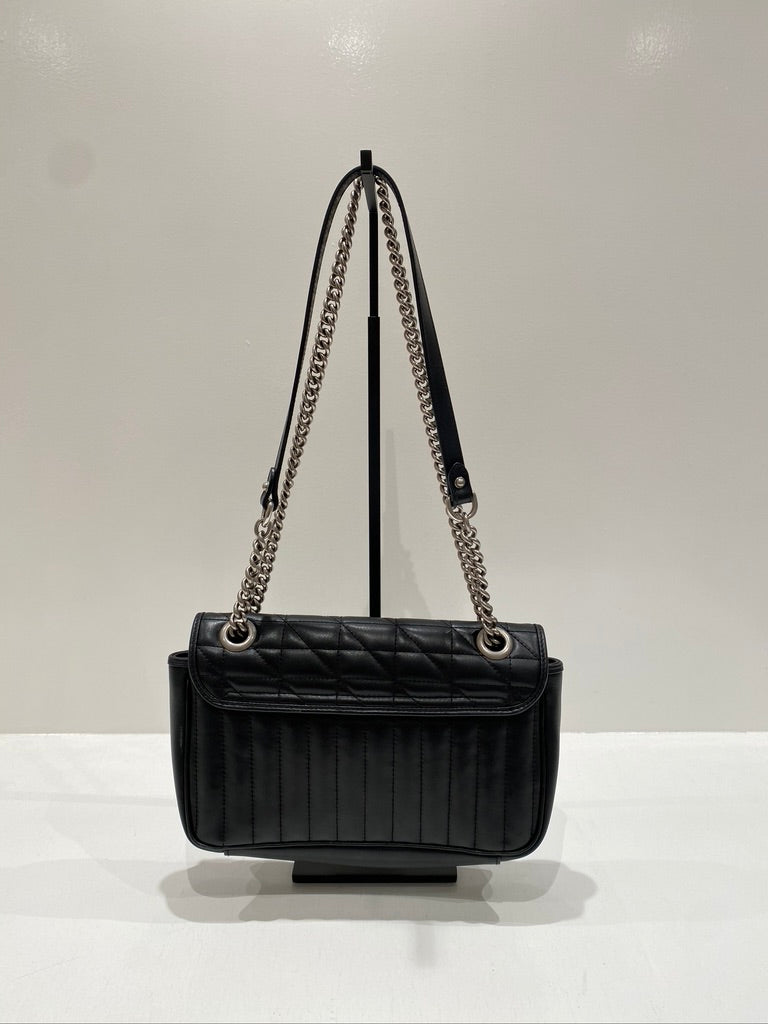 Gucci Marmont Medium Taske - (Nypris ca 17.450 kr)