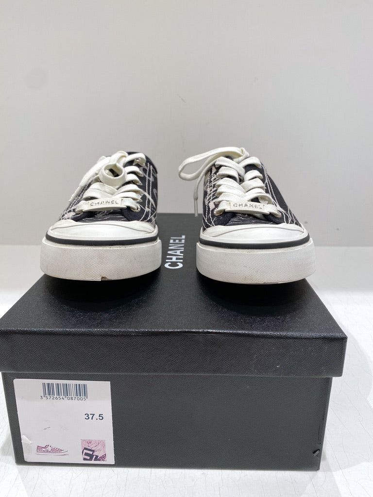 Chanel Sneakers - Str 37,5 - (Nypris 5.870 kr)