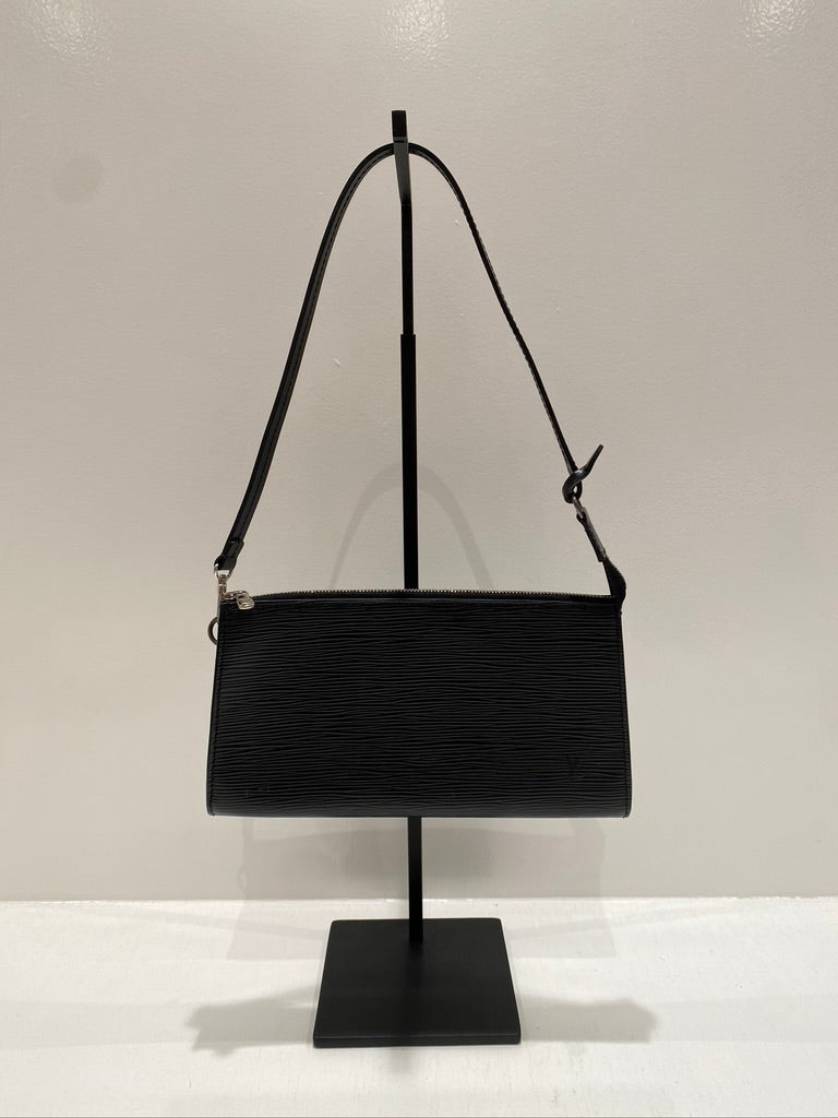 Louis Vuitton Epi Pochette Taske