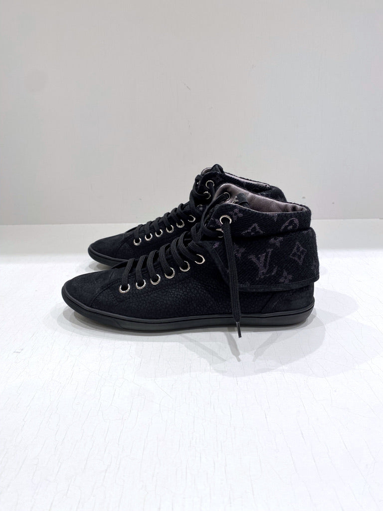 Louis Vuitton Sneakers - Str 37,5. Store i størrelsen - Passer ca str 38!