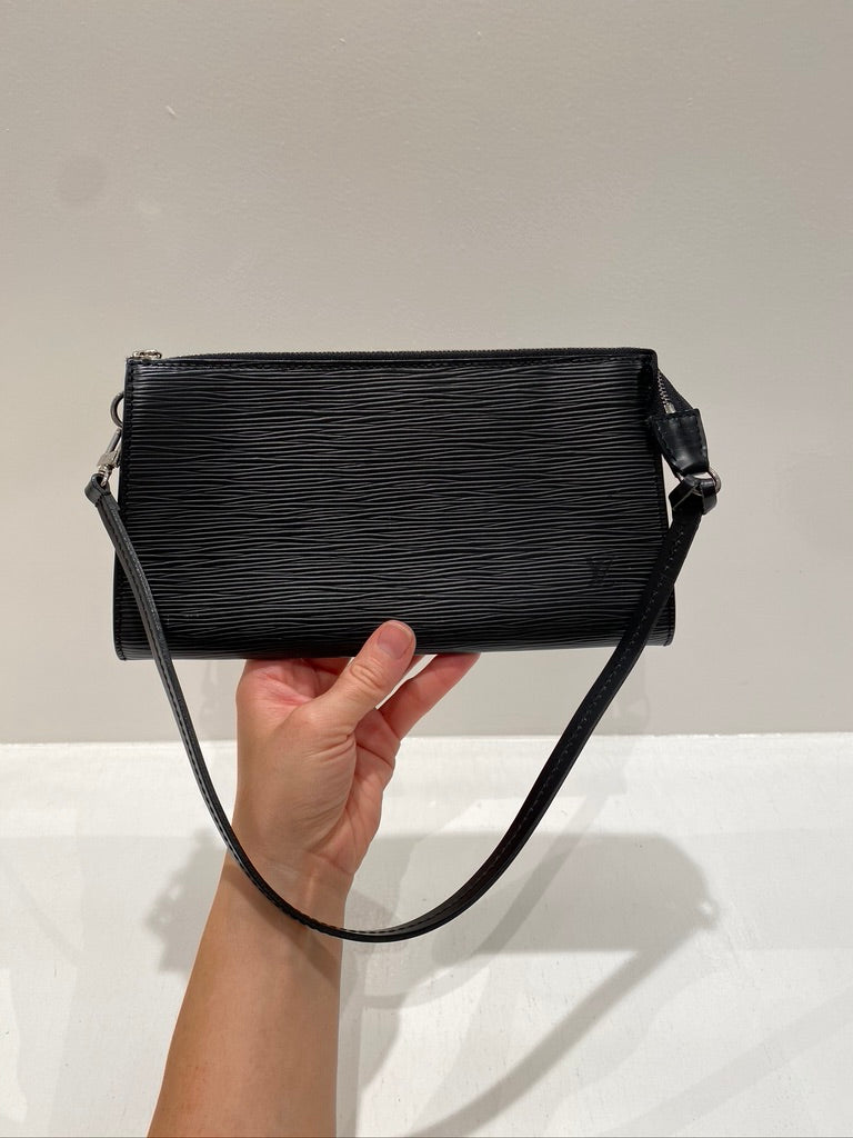 Louis Vuitton Epi Pochette Taske
