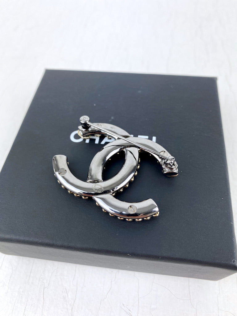 Chanel Broche - Mål: L. ca 4,5 cm