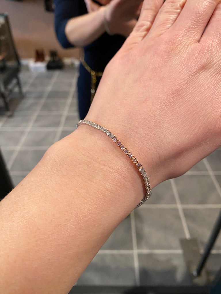 Hartmann´s Tennis Armbånd - Bemærk Armbåndet Opbevares Eksternt!!! (Anslået forsikringsværdi 105.000 kr)