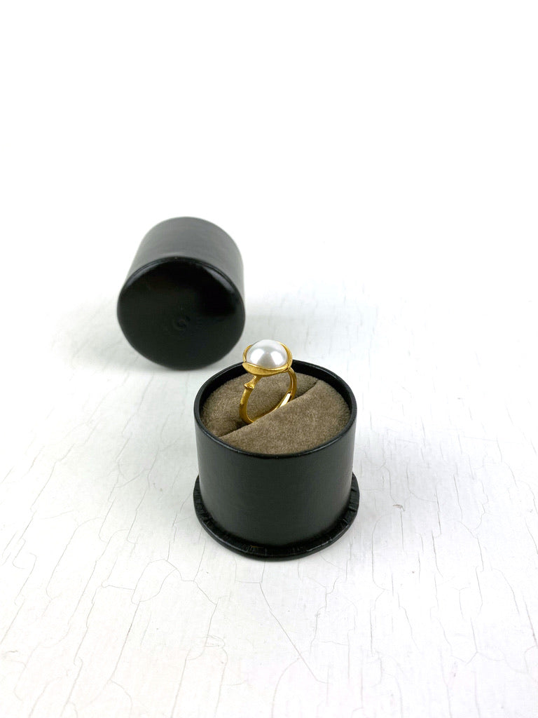 Ole Lynggaard Lotus Ring Med Smuk Perle - Str 49