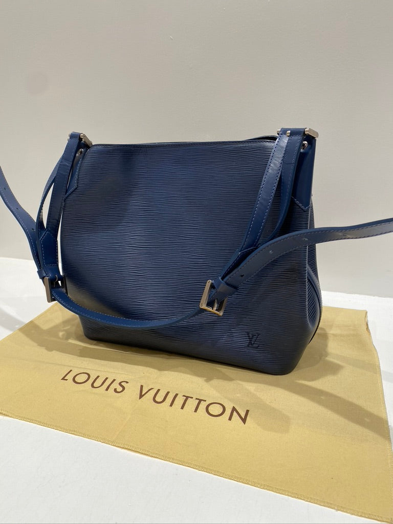 Louis Vuitton Epi Taske + GRATIS PUNG