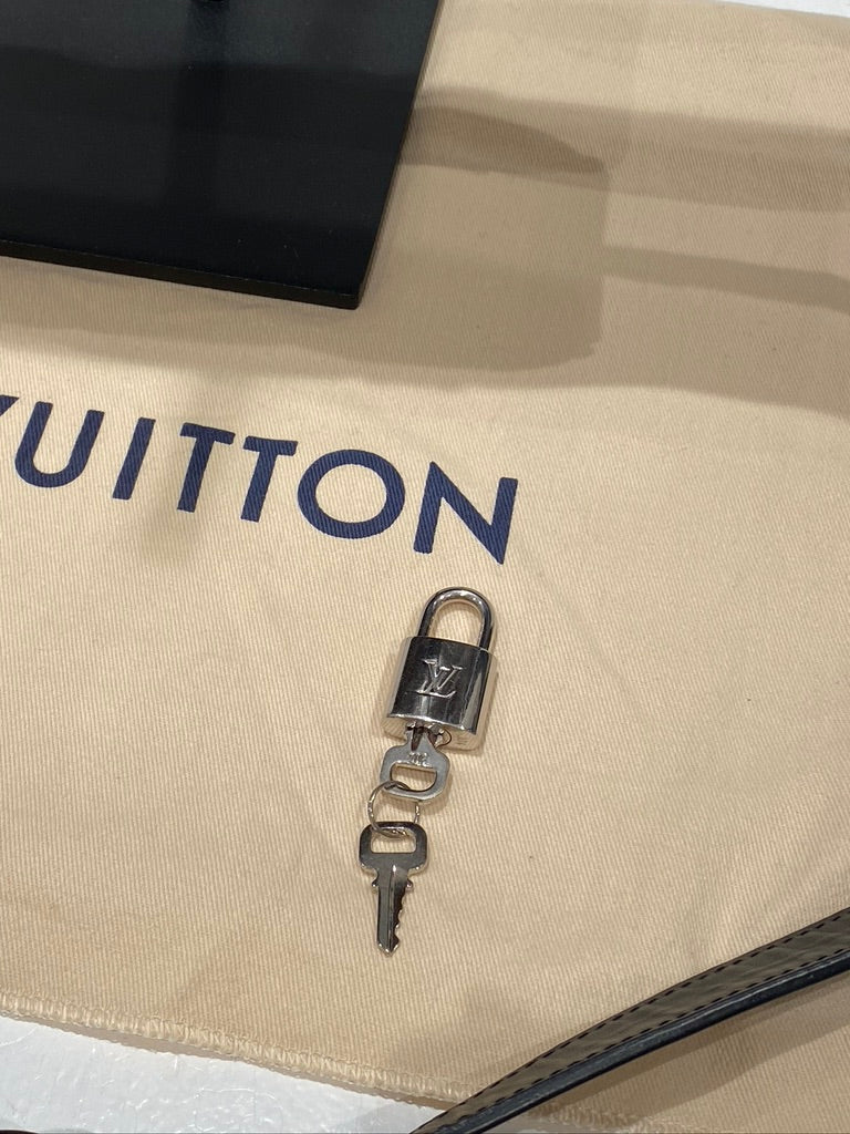 Louis Vuitton Monogram Porte-Documents/ Klassisk Arbejdstaske - (Nypris ca 17.600 kr)