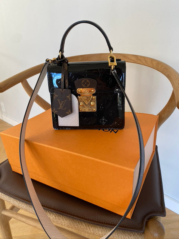 Louis Vuitton Spring Street Handbag - Patent /Sort Lak