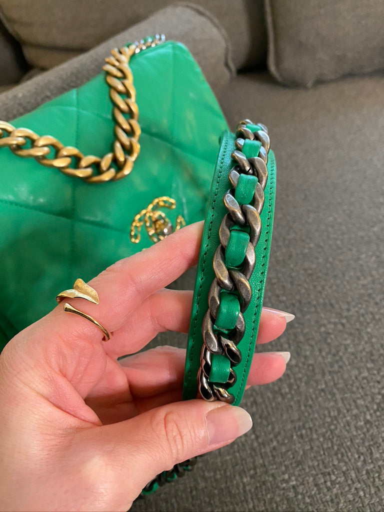 Chanel 19 Small Handbag/Crossbody Taske - Grøn - (Nypris Ca 50.850 kr)