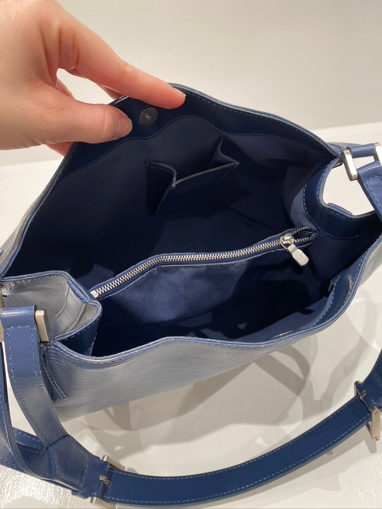 Louis Vuitton Epi Taske + GRATIS PUNG