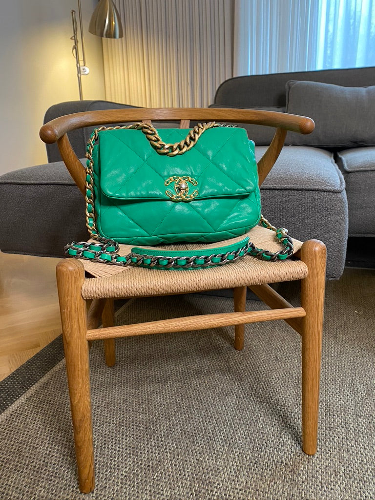 Chanel 19 Small Handbag/Crossbody Taske - Grøn - (Nypris Ca 50.850 kr)