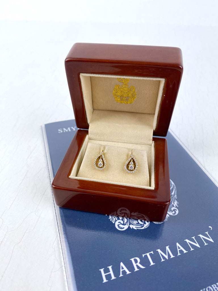 Hartmann´s Ørestikker - 18 Karat Guld Med Diamanter