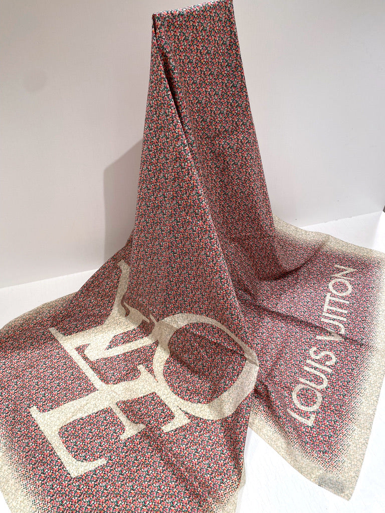 Louis Vuitton Liberty Tørklæde - Fra Love kollektionen - Sjældent udbudt!