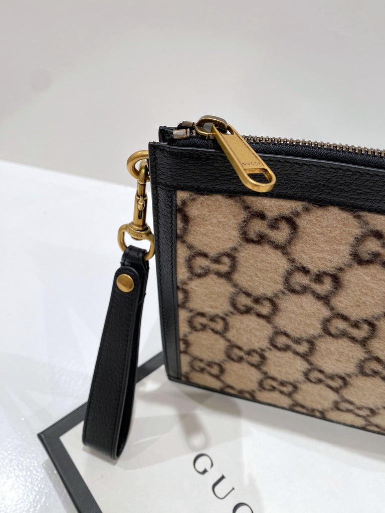 Gucci Clutch Monogram