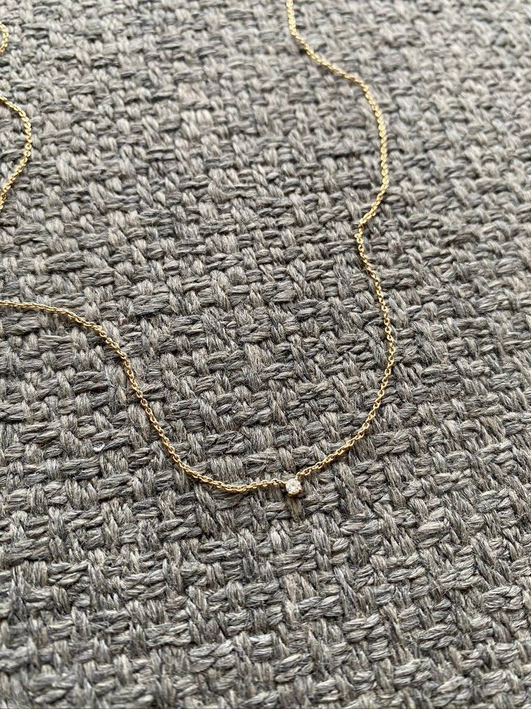 Longvè - Tiny Diamond Necklace 14 Karat Guld (0.03 ct.) - (Nypris ca 3.645kr)