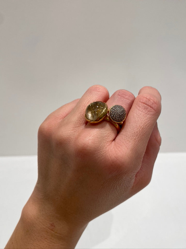 Ole Lynggaard Lotus Ring 4 - Custommade - (Nypris ca 55.000 kr)