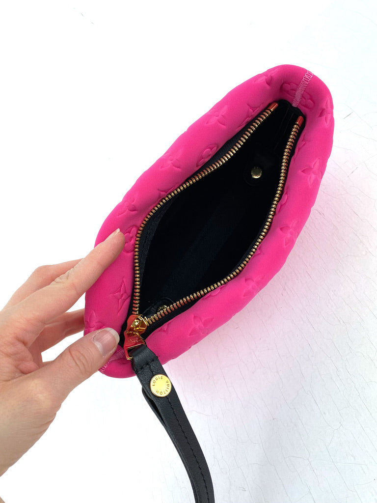 Louis Vuitton Pink Clutch - Scuba Pochette