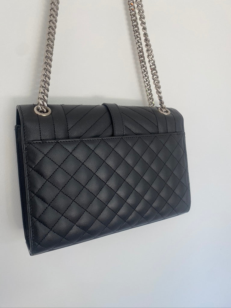 Saint Laurent Envelope Medium Schoulder Bag/Taske - (Nypris ca 17.500 kr/ 2.250 Euro)