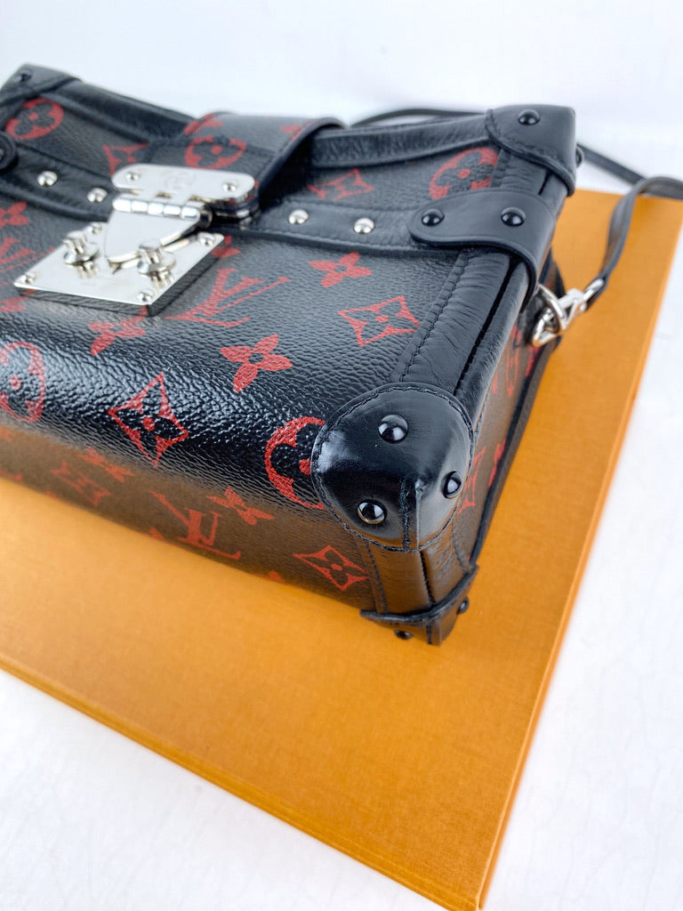 Louis Vuitton Petit Malle Soft MM Monogram Rouge - Limited Edition. (Nypris nu ca 39.000 kr)