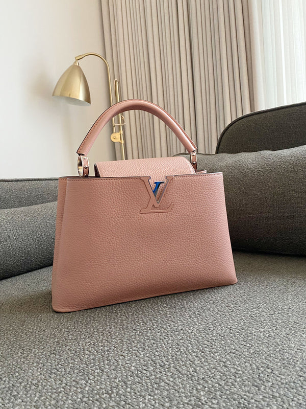Louis Vuitton Capucines MM/ Taske