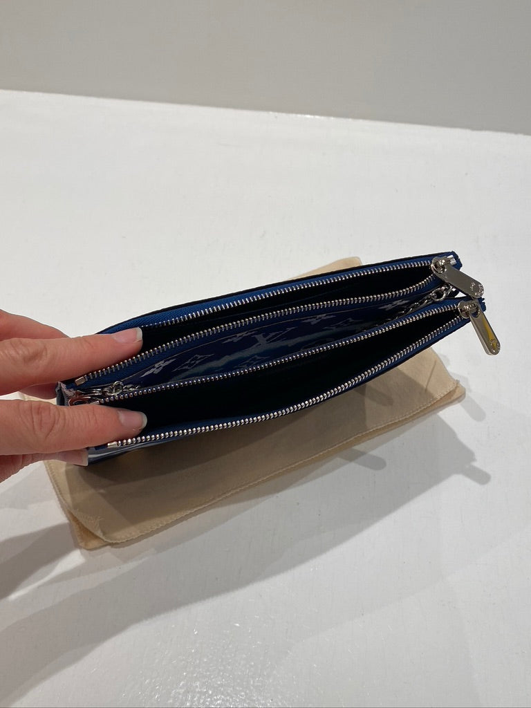 Louis Vuitton Limited Edition - Monogram Giant Escale Double Zip Pochette Taske - Monogram Canvas
