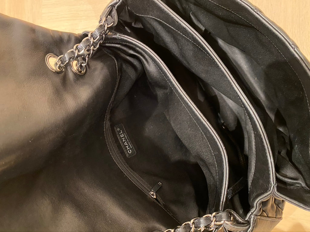 Chanel Black Quilted Lambskin Leather Maxi 3 Accordion Flap Bag