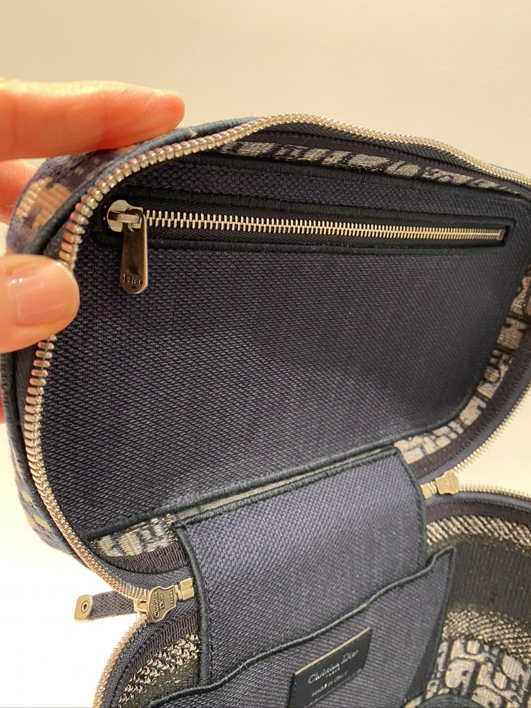 Dior Vanity Case - (Nypris 13.070 kr)