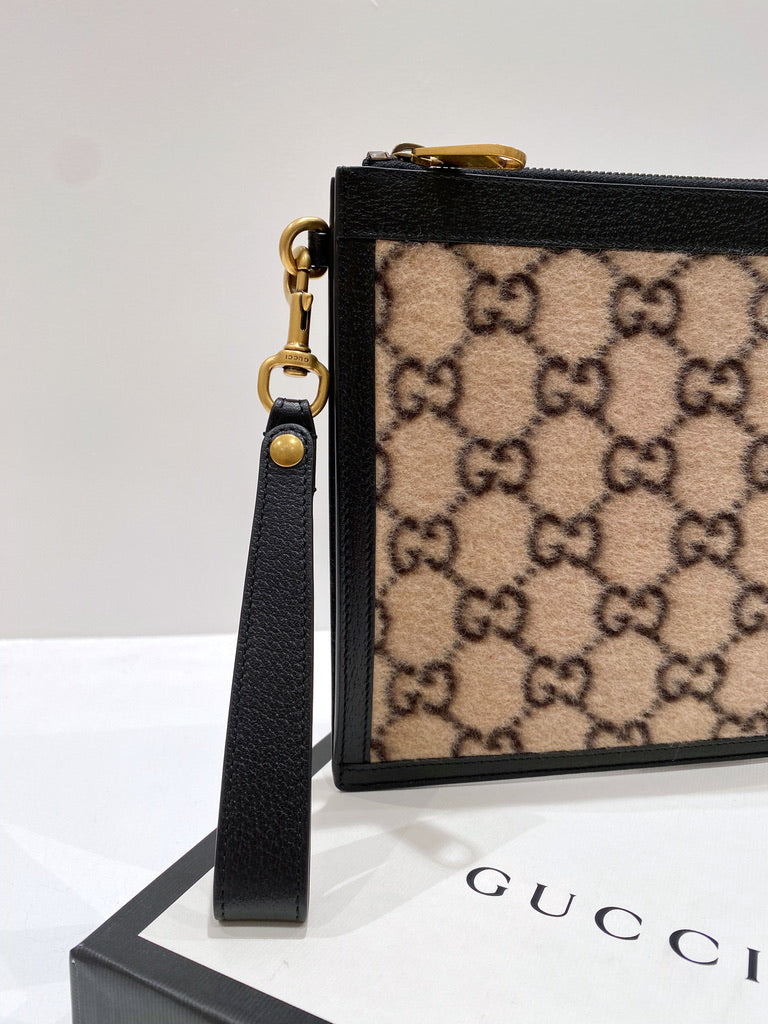 Gucci Clutch Monogram