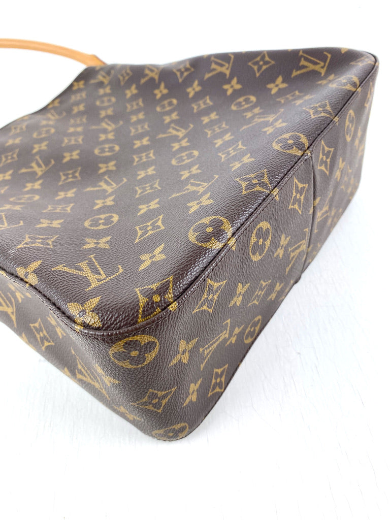 Louis Vuitton Looping Monogram Canvas